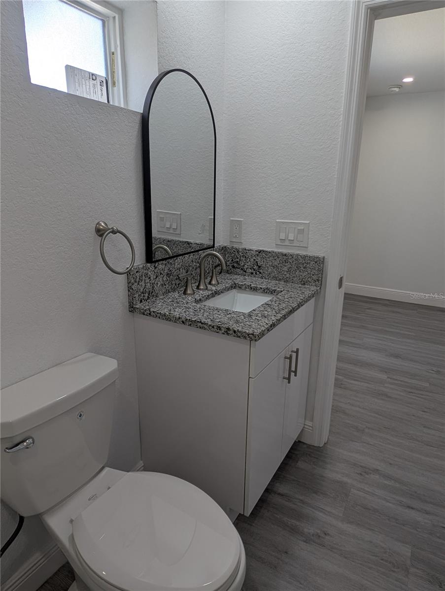 8904 Tampa St #2 Property Photo 8