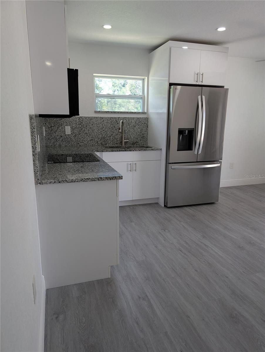 8904 Tampa St #2 Property Photo 13