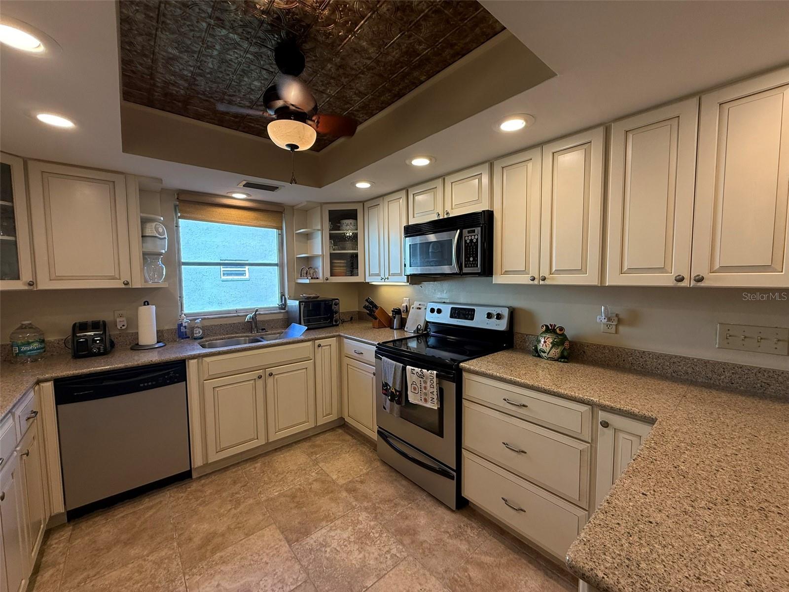 1250 S Pinellas Ave #802 Property Photo 6