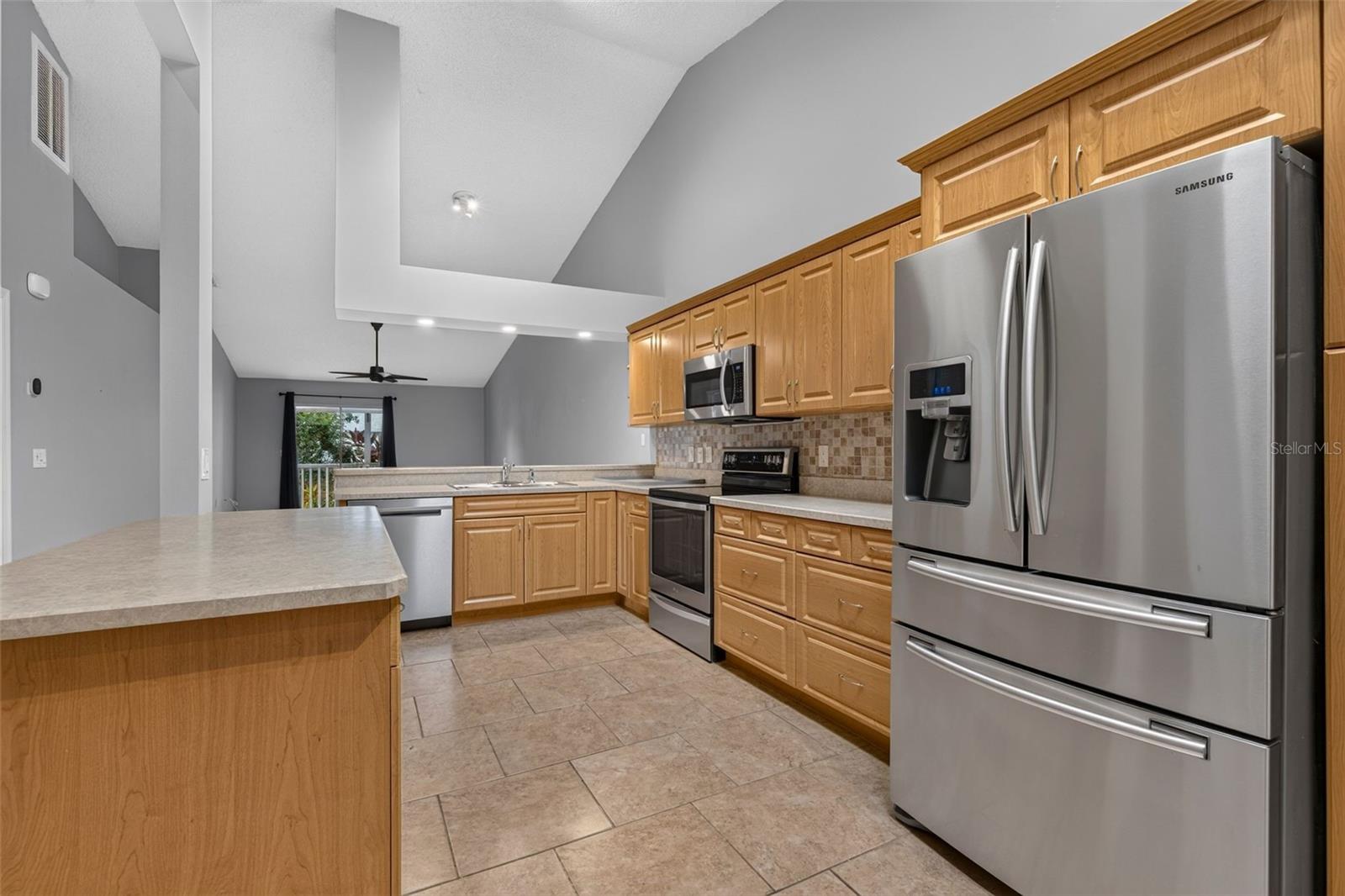 39650 Us Highway 19 N #651 Property Photo 17