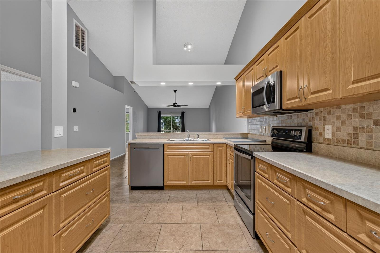 39650 Us Highway 19 N #651 Property Photo 18