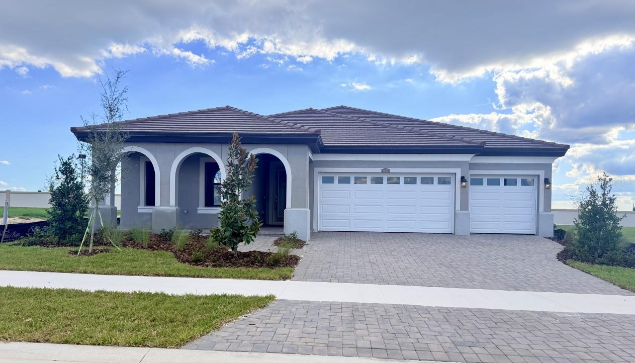 9655 Natural Oaks Pt Property Photo 2