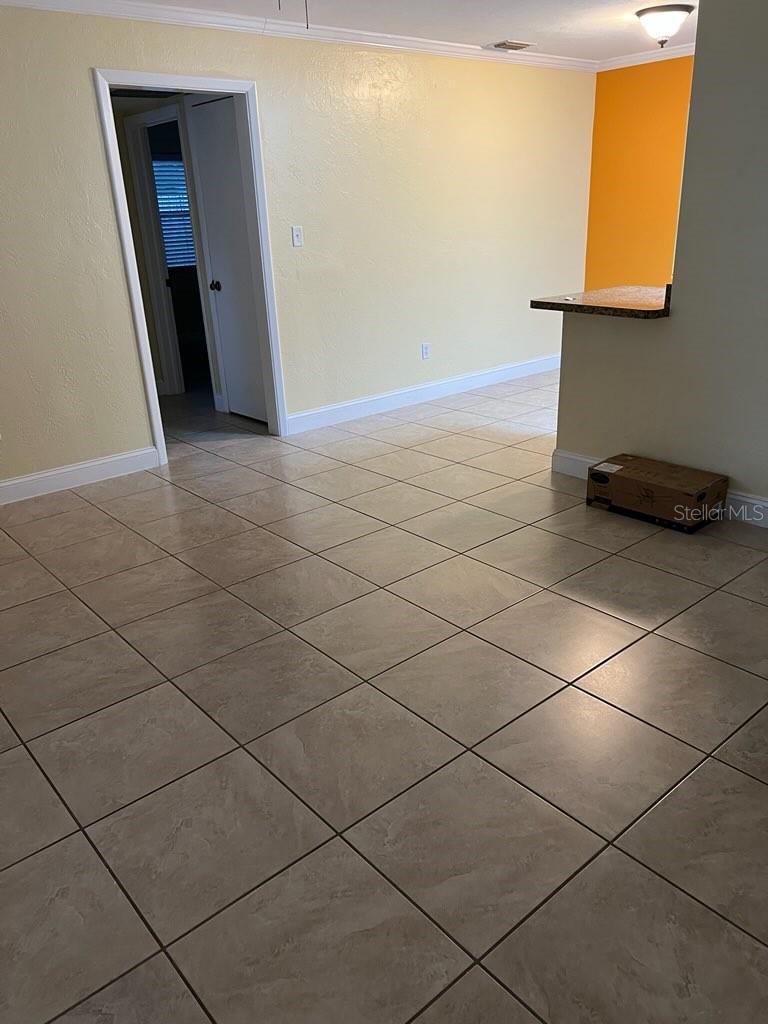 818 Scotland St Property Photo 6
