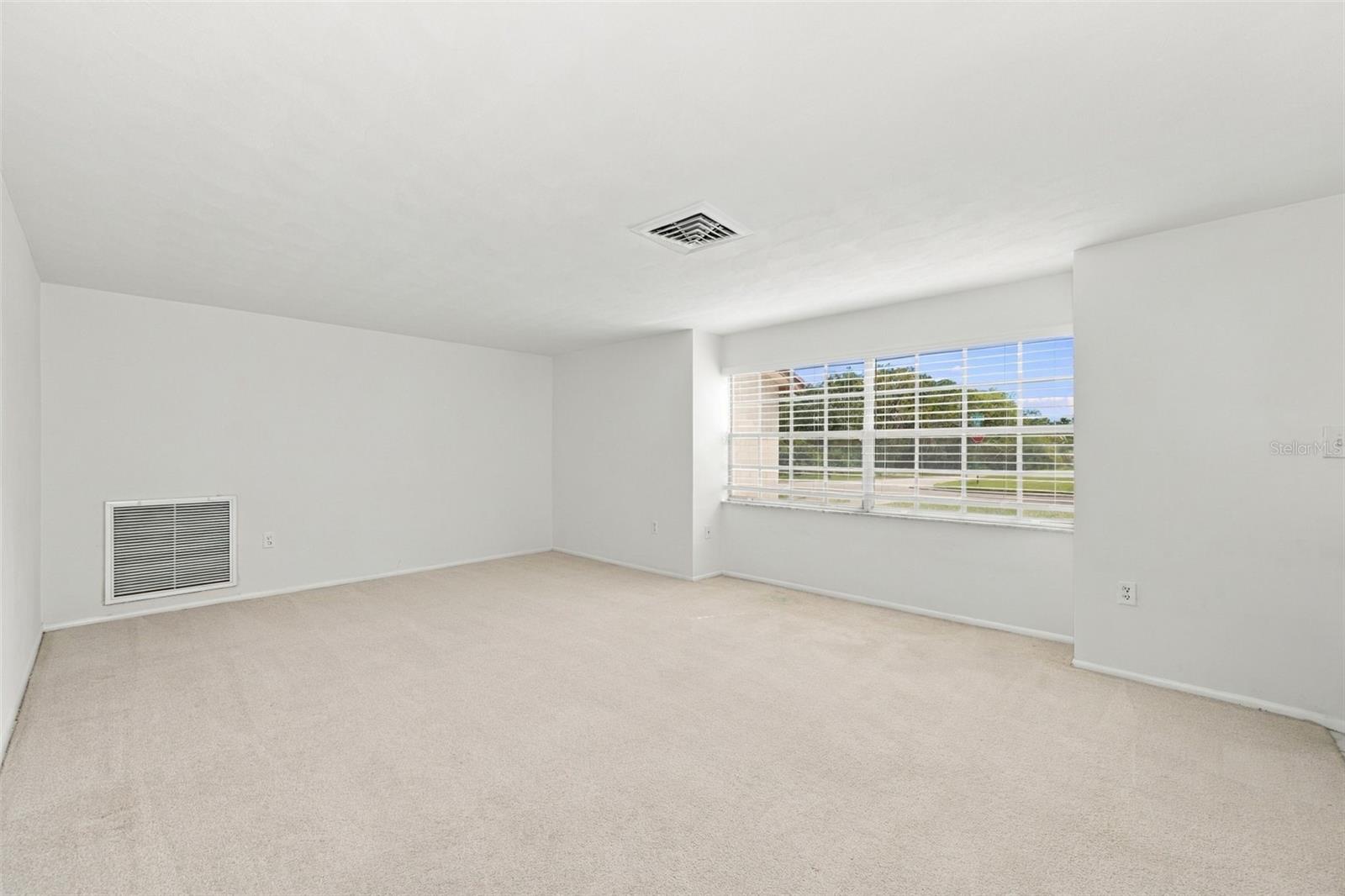 12200 Bear Claw Loop Property Photo 7