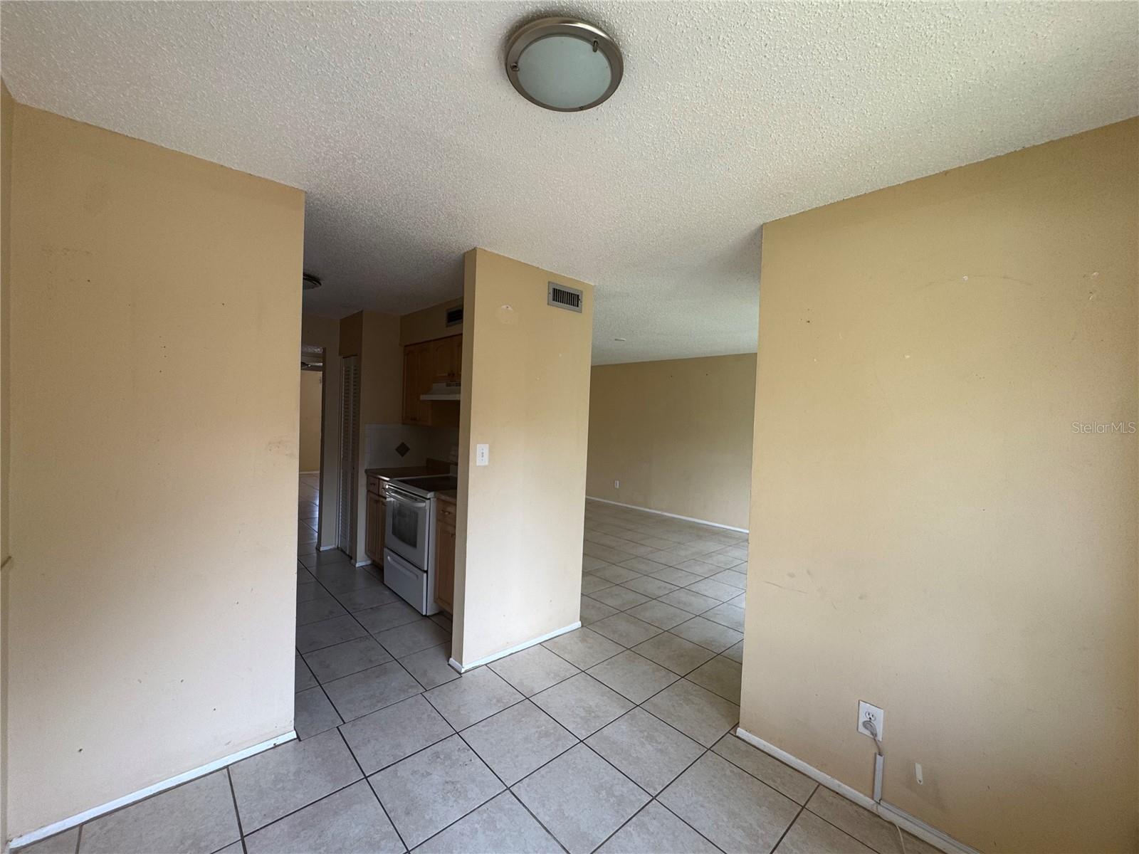 7512 Needle Leaf Pl #52 Property Photo 8