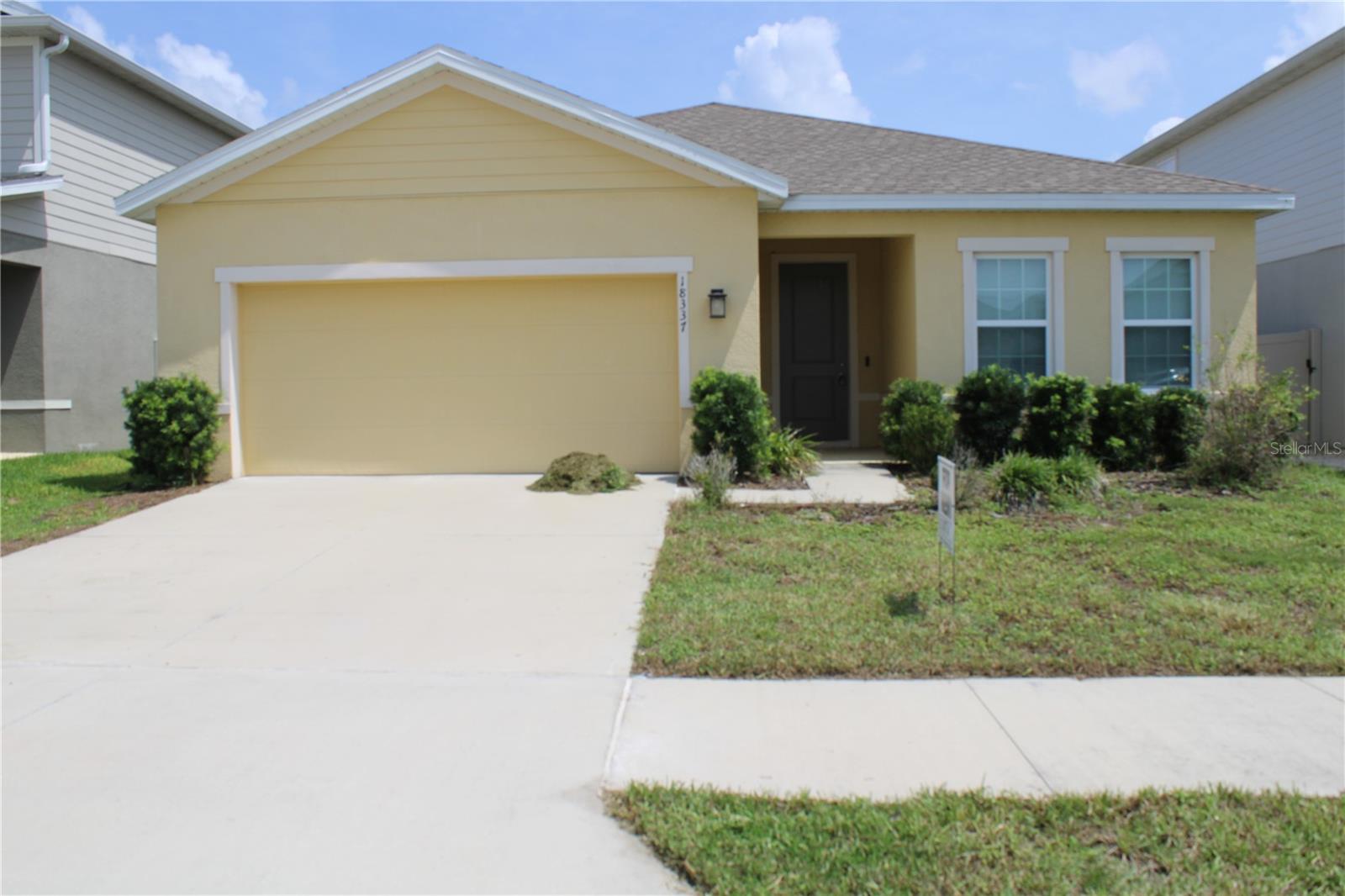 18337 FALLING PINE NEEDLE LN Property Photo 1