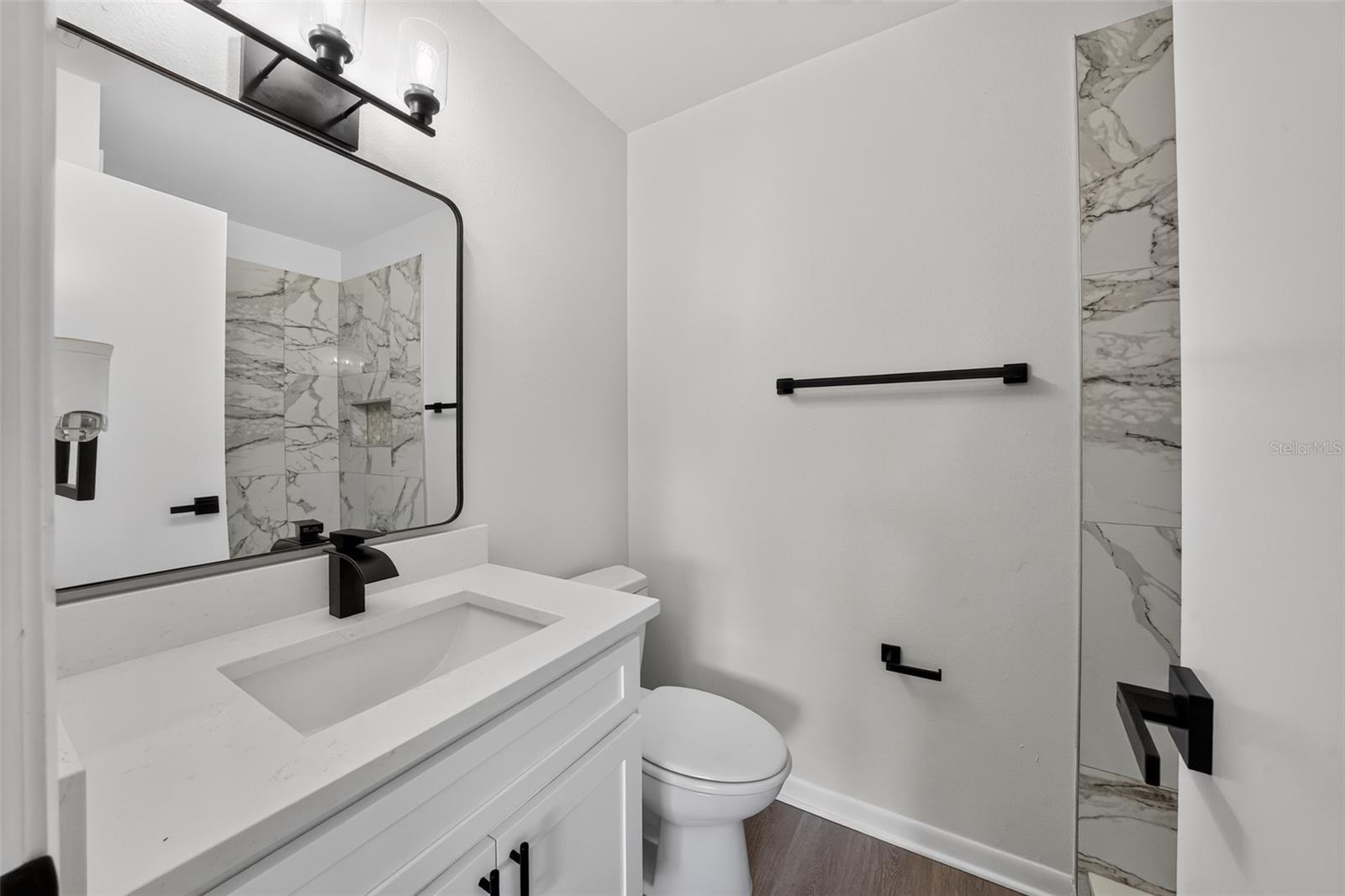 5181 Frederick Ave Property Photo 14