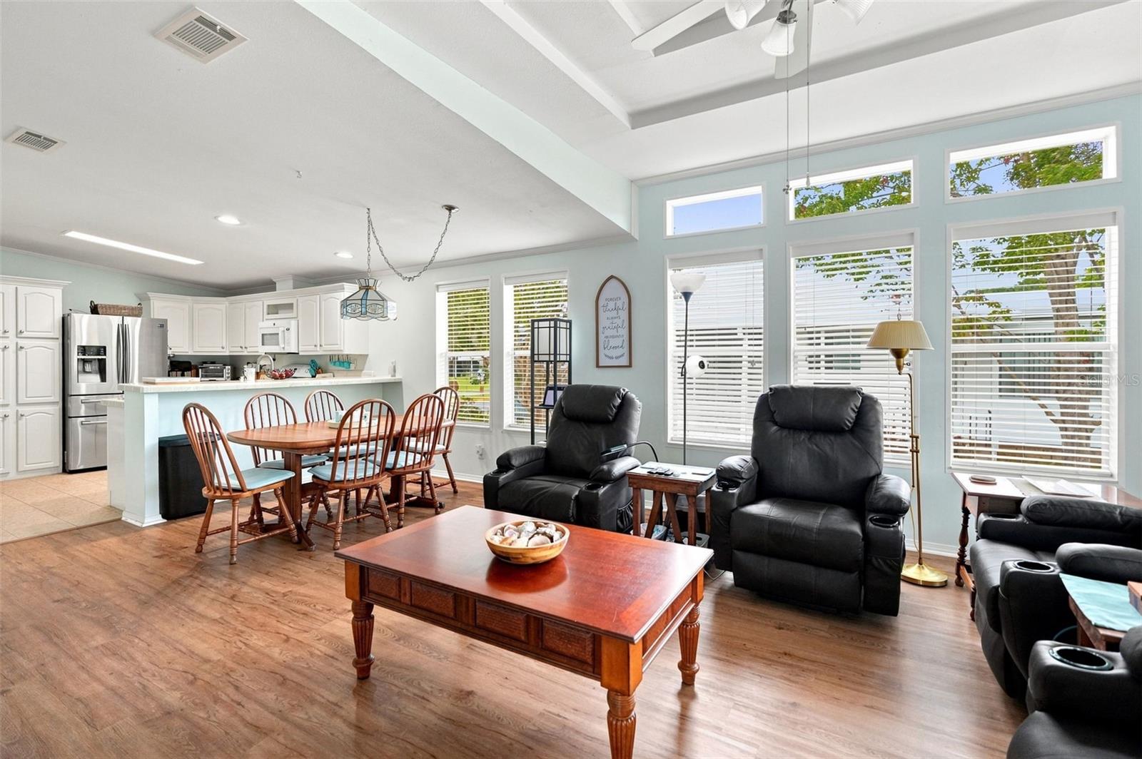 5072 Buccaneer Blvd Property Photo 11