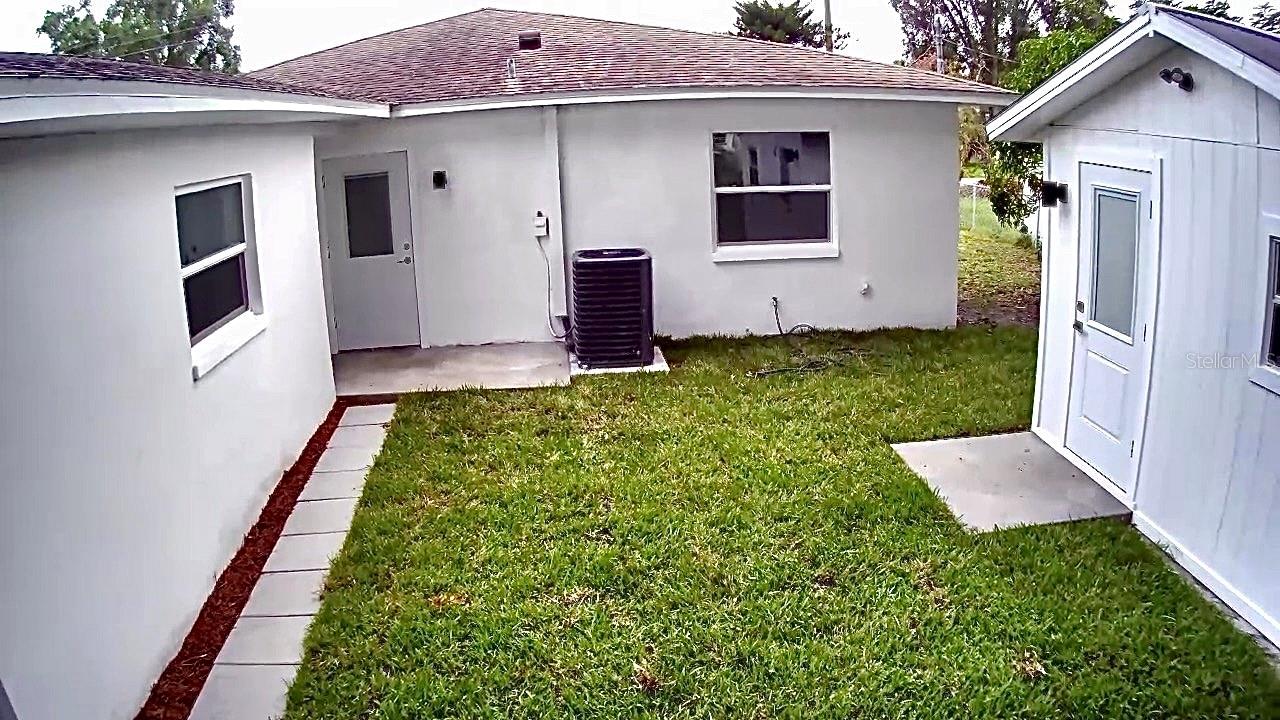 3117 W Leroy St Property Photo 10