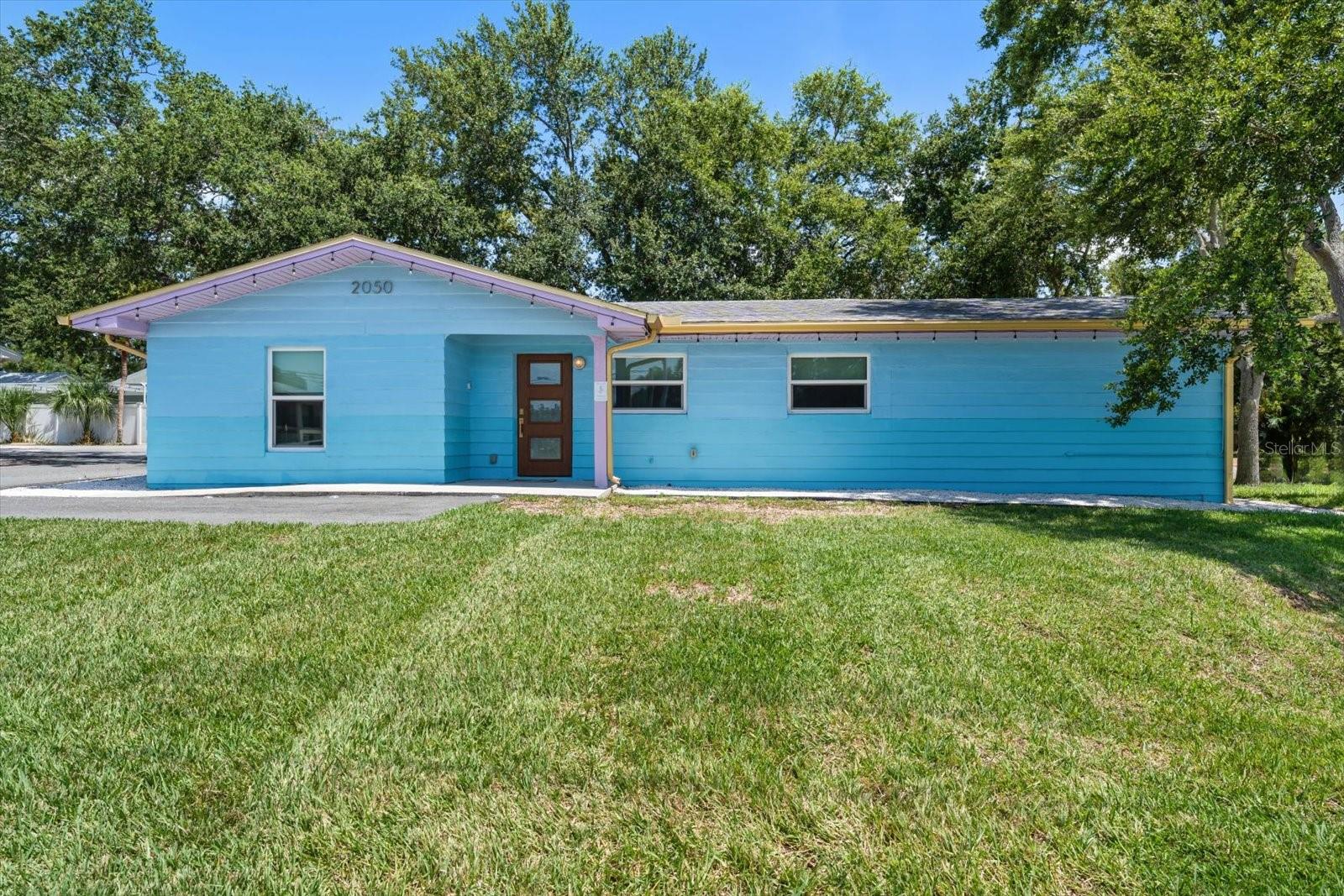 2050 W Bay Dr Property Photo 58