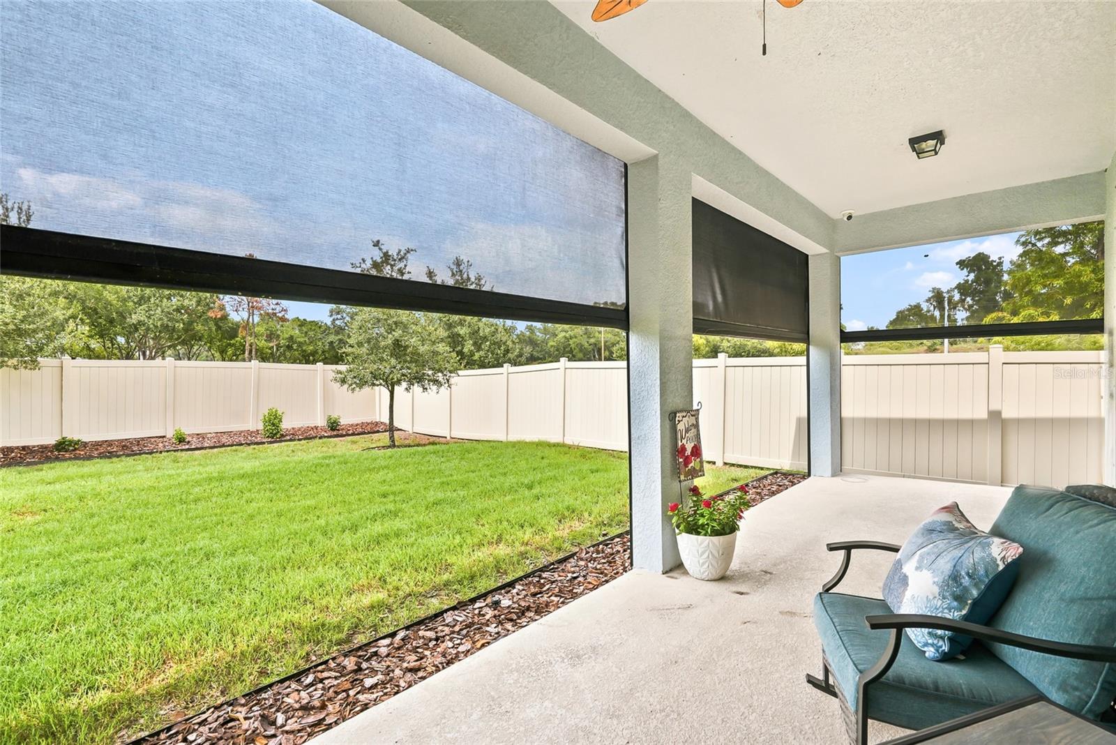 4678 Dover Bluff Ct Property Photo 43