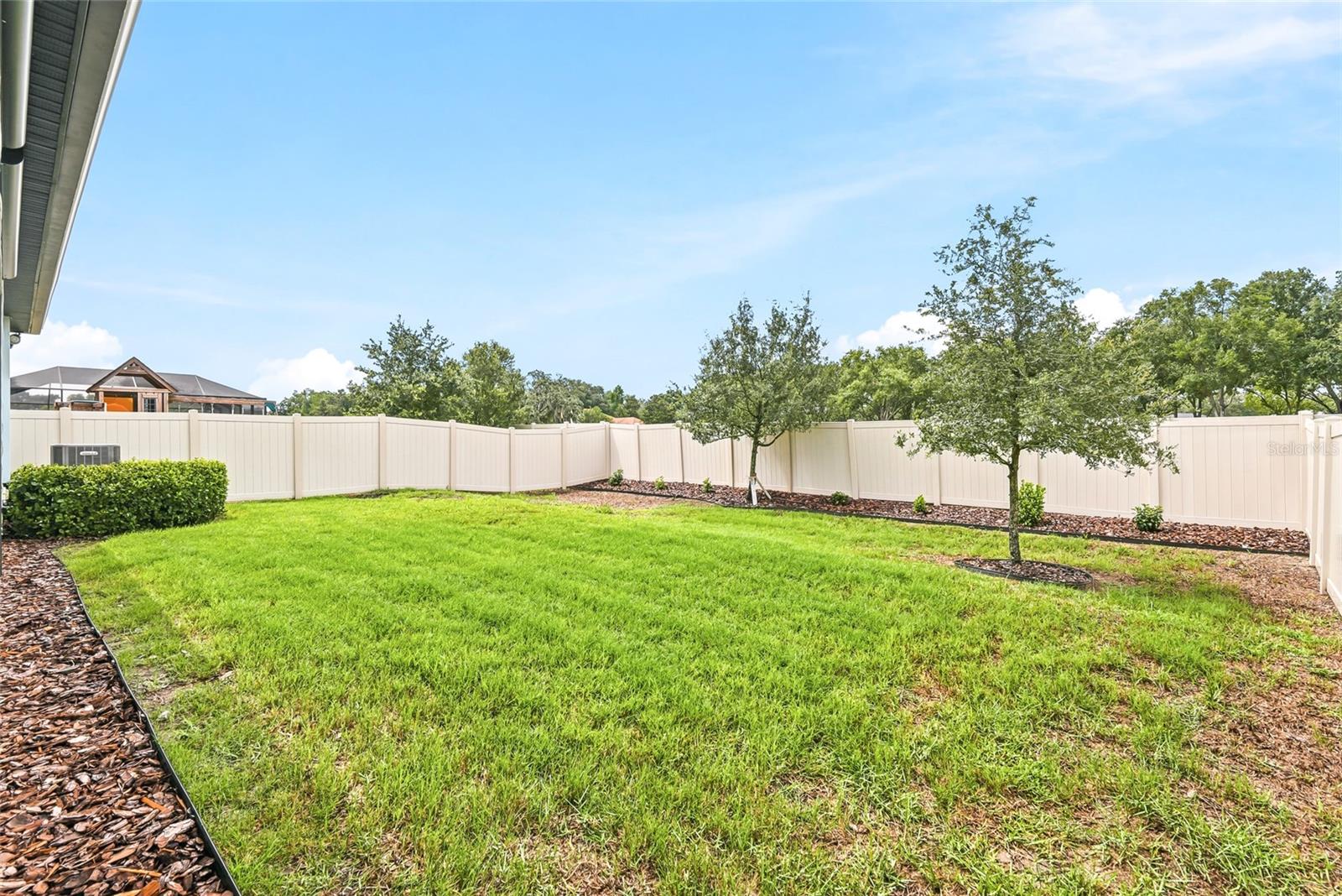 4678 Dover Bluff Ct Property Photo 44