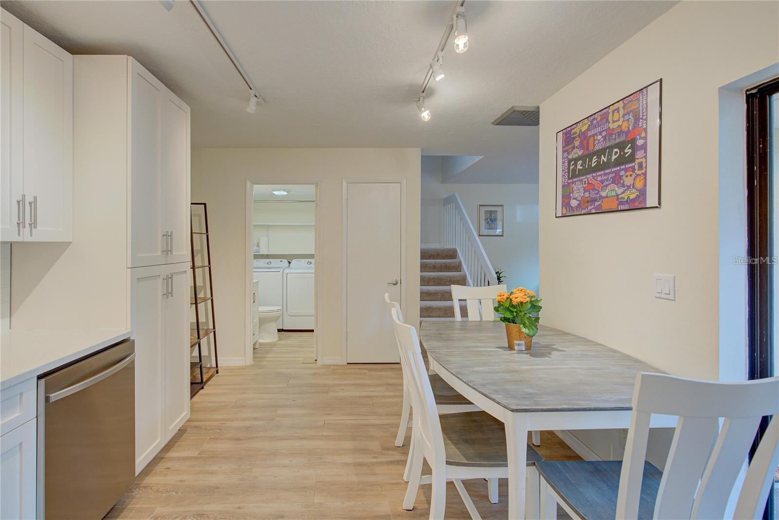 2612 2nd Ct Property Photo 5
