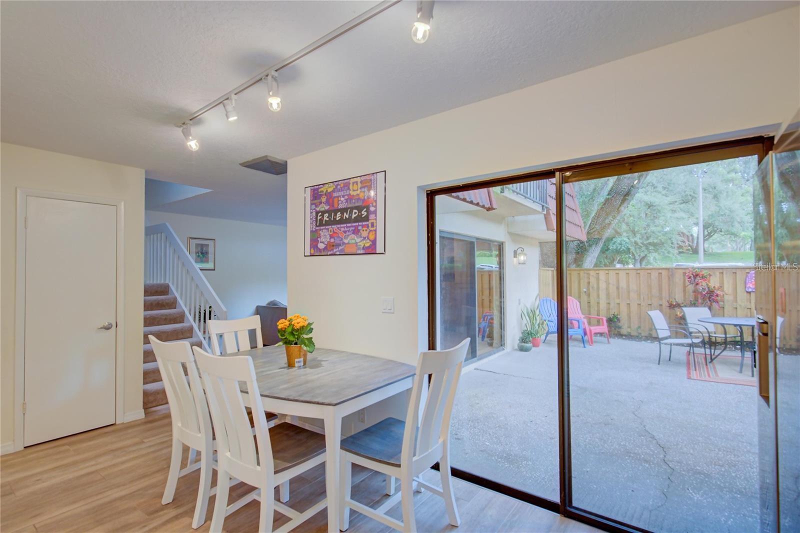 2612 2nd Ct Property Photo 6
