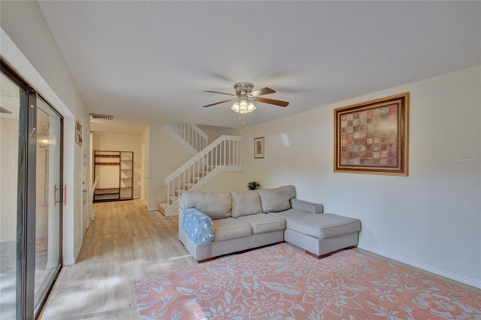 2612 2nd Ct Property Photo 8