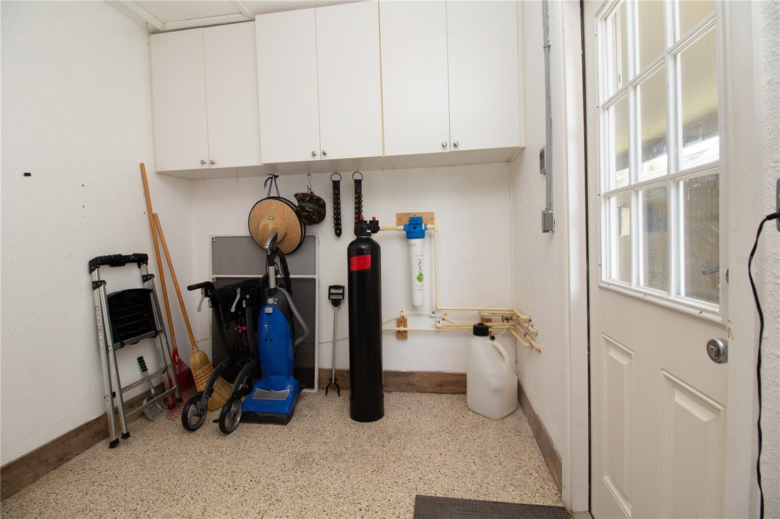 1613 St Catherine Dr E Property Photo 29