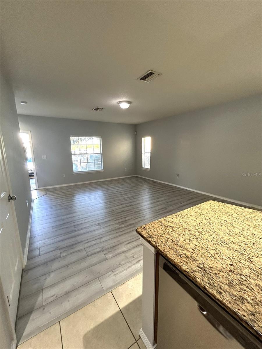 4714 Chatterton Way Property Photo 16