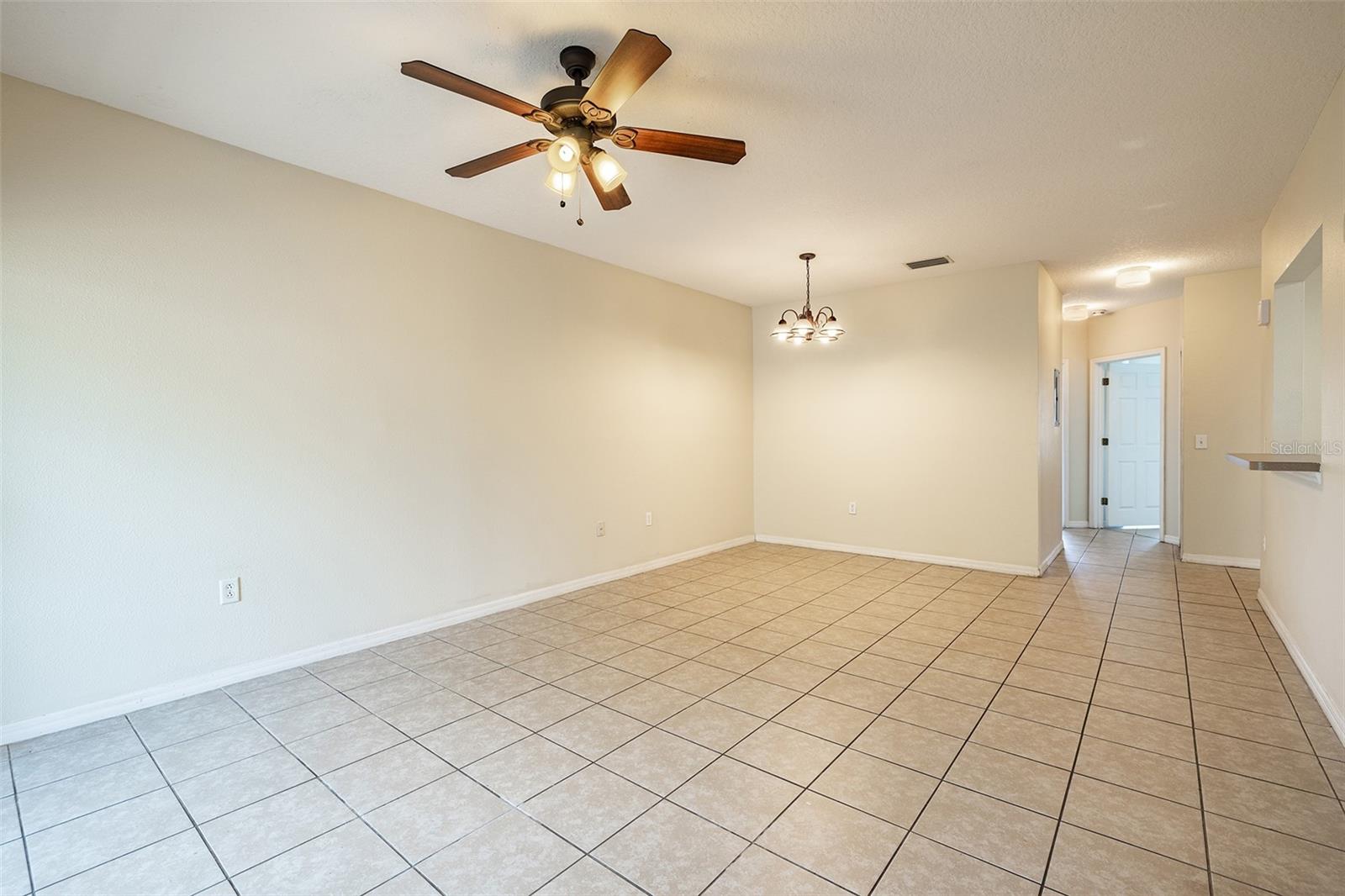 9506 Amberdale Ct #202 Property Photo 9