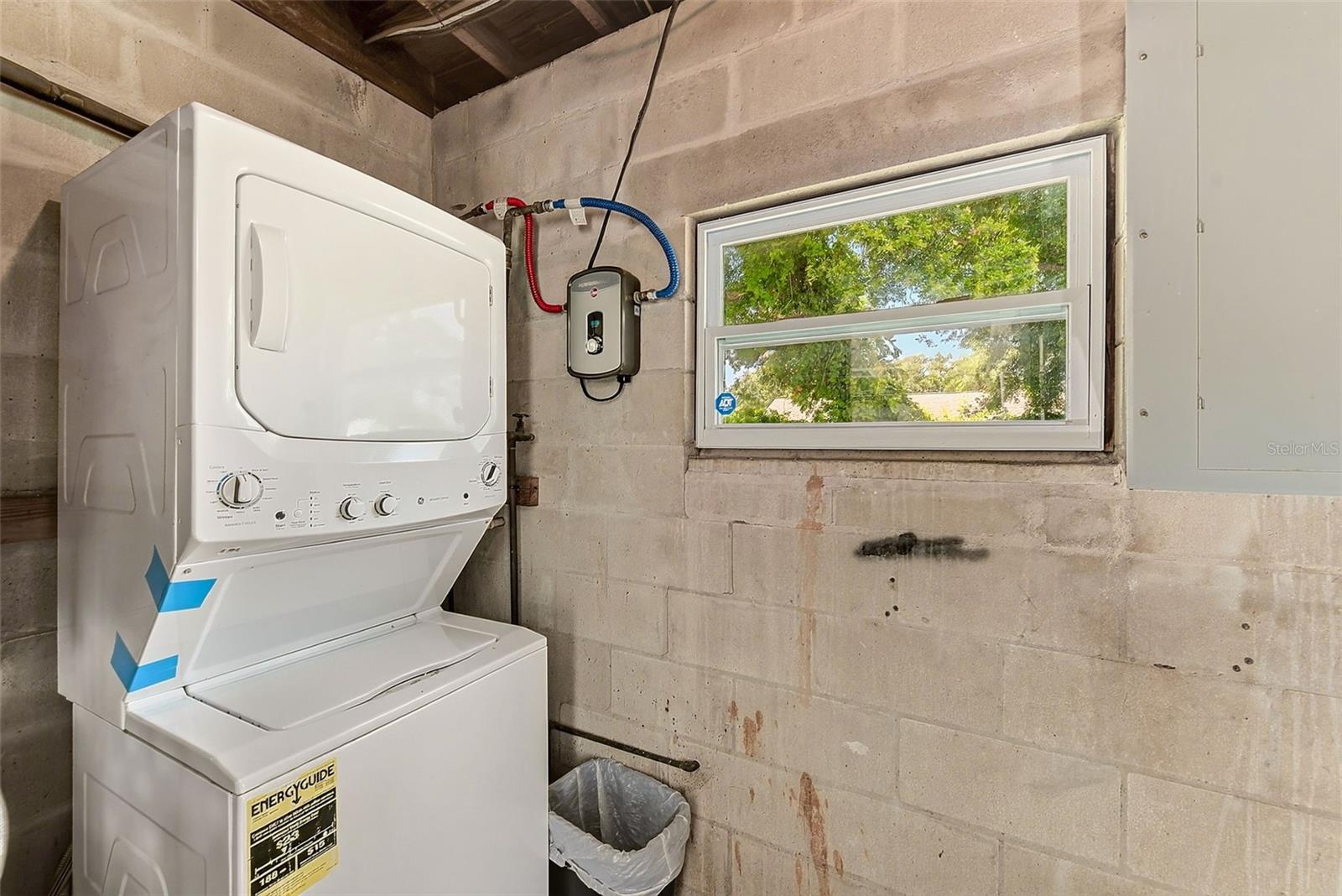 10664 Starkey Rd Property Photo 15