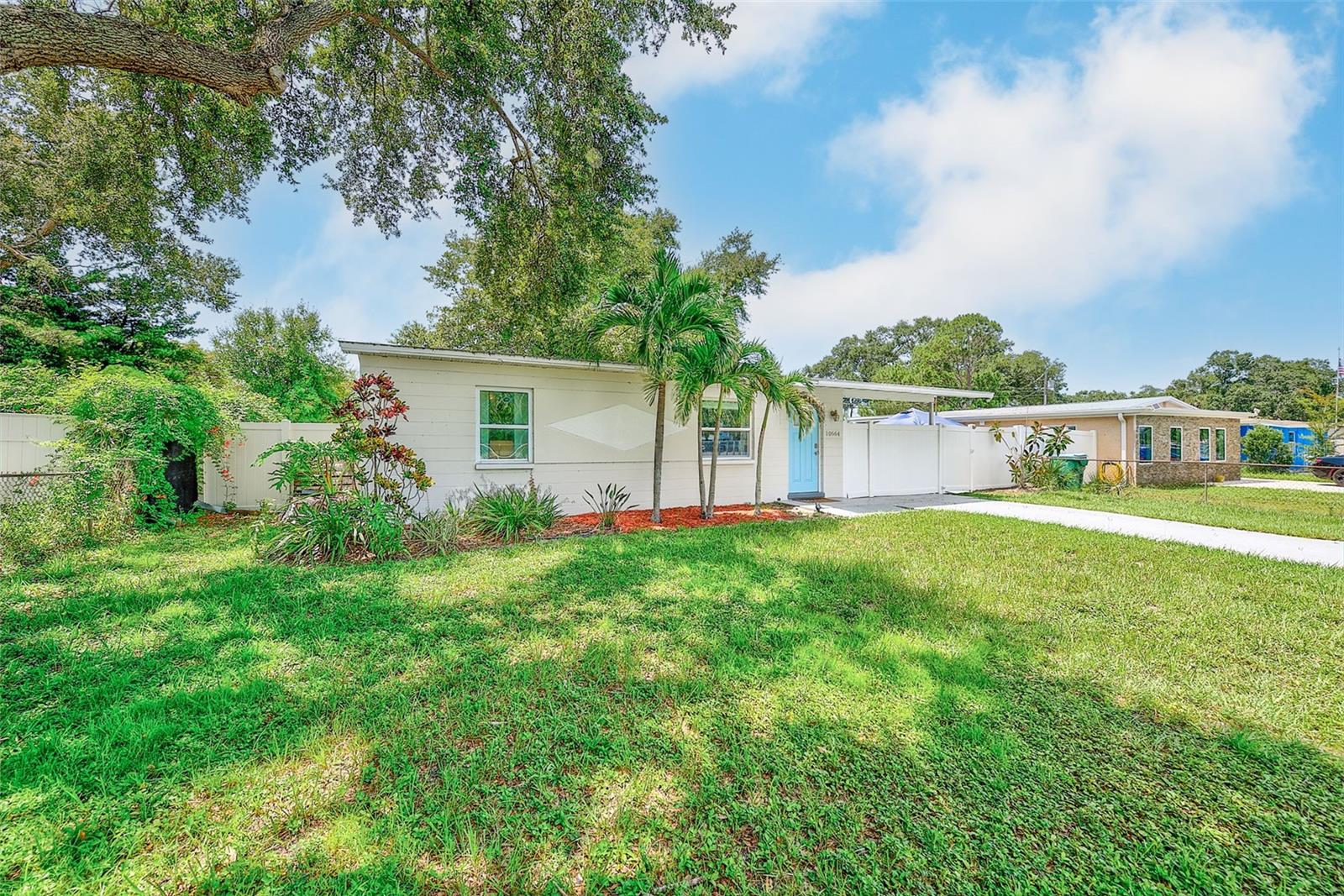10664 Starkey Rd Property Photo 28