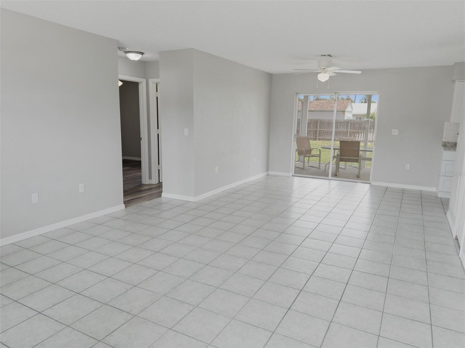 2202 Godfrey Ave Property Photo 6