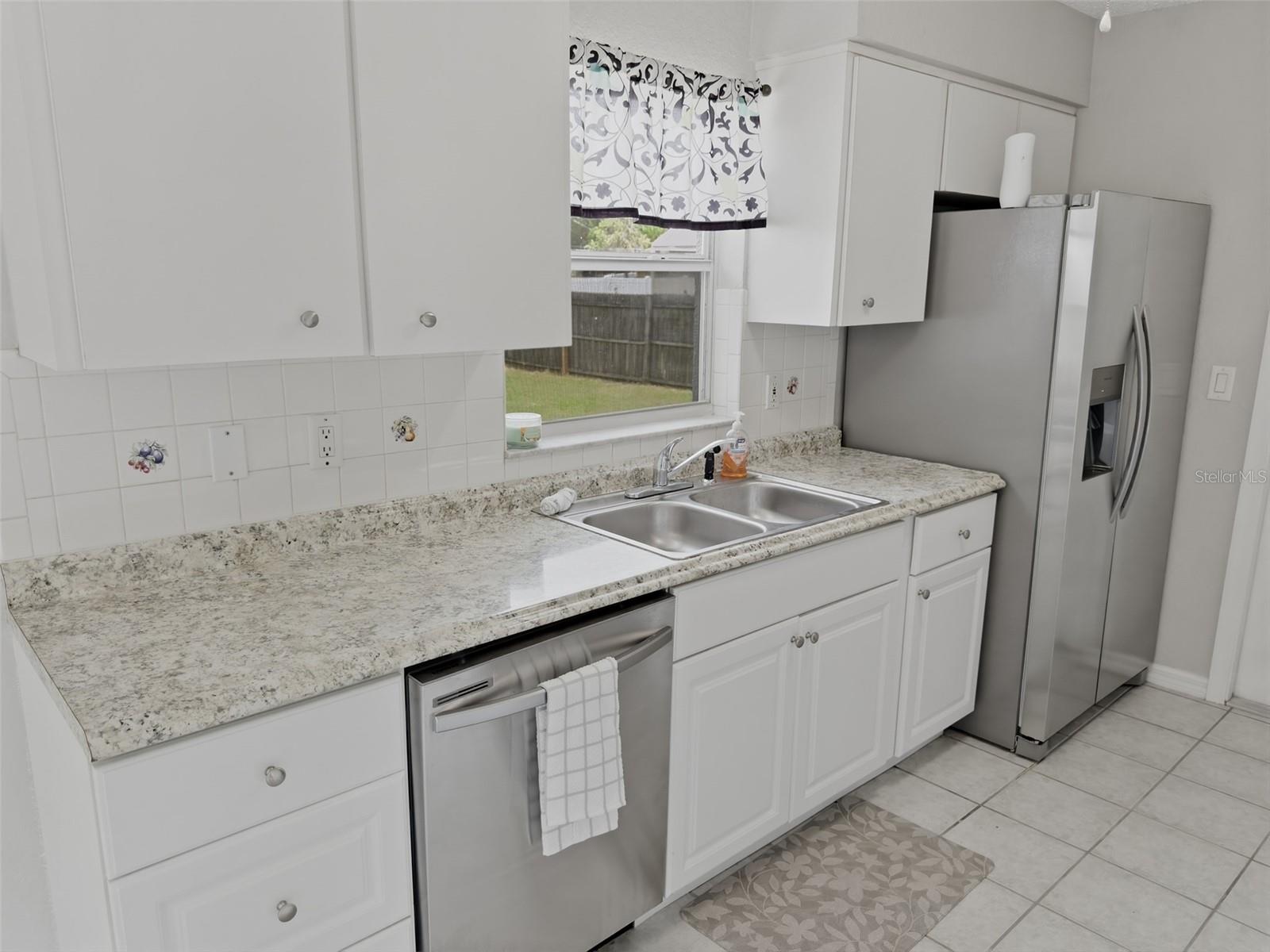 2202 Godfrey Ave Property Photo 12