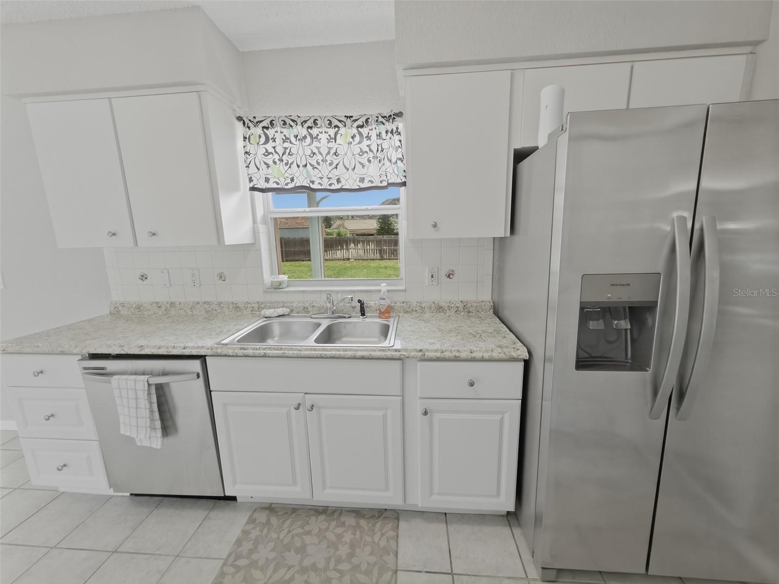 2202 Godfrey Ave Property Photo 15