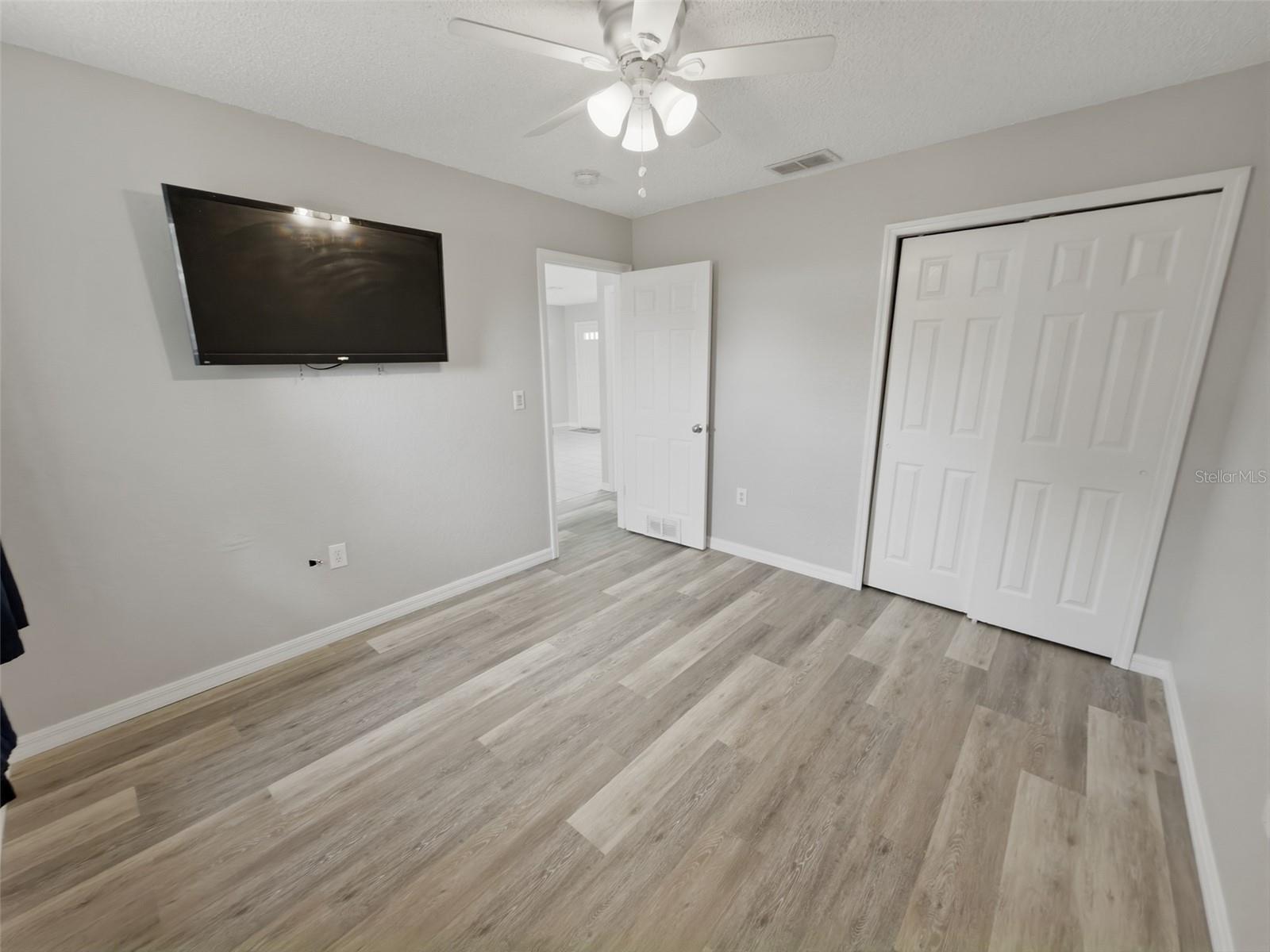 2202 Godfrey Ave Property Photo 25