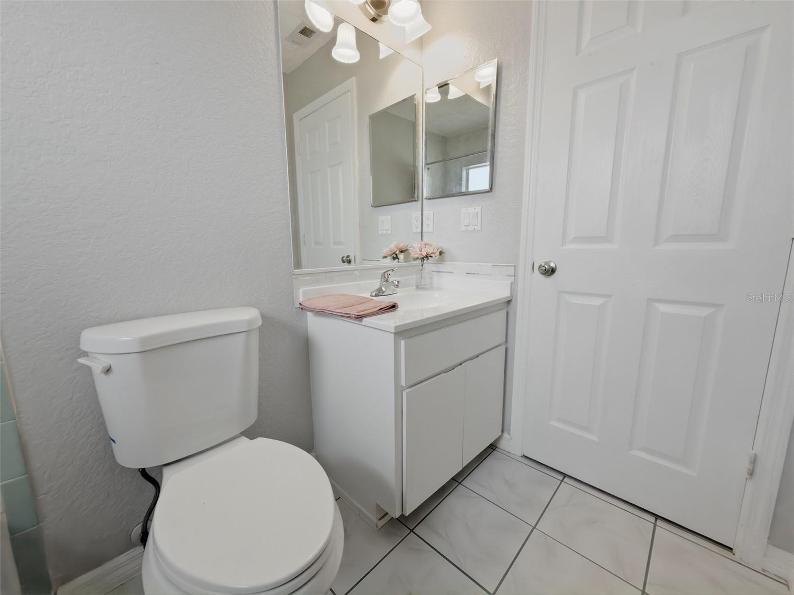 2202 Godfrey Ave Property Photo 28