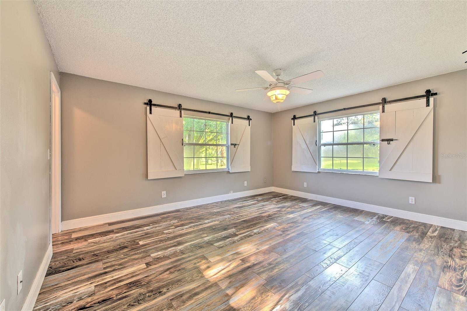 16520 Spring Valley Rd Property Photo 9