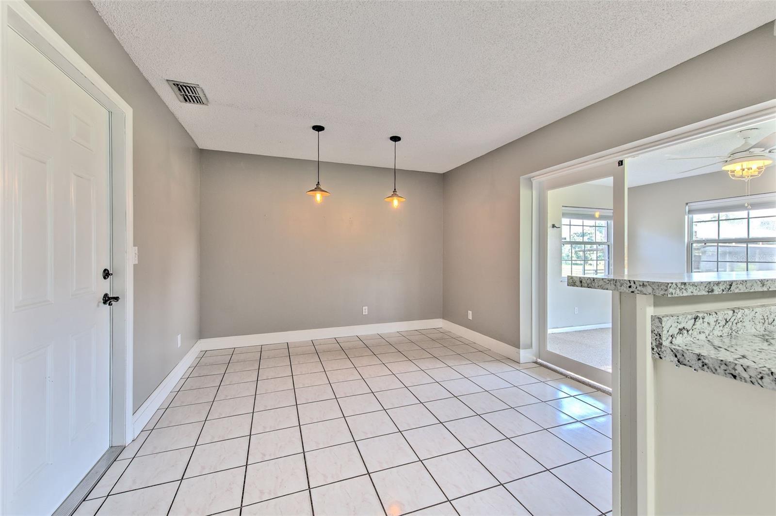16520 Spring Valley Rd Property Photo 18