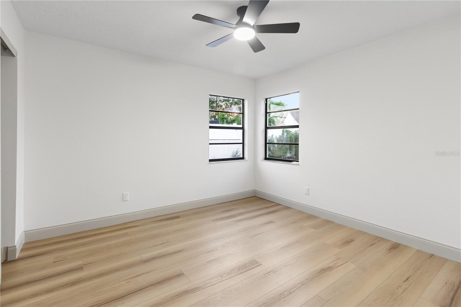 10341 Caspian St Property Photo 13