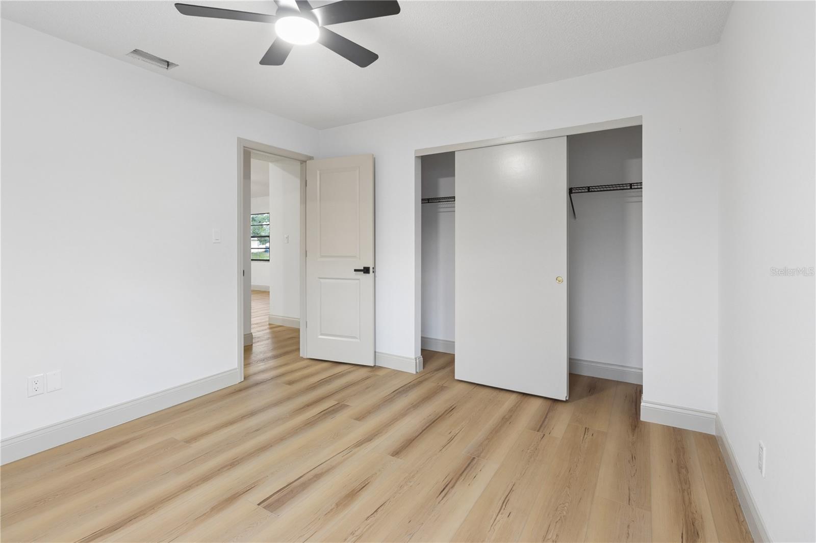 10341 Caspian St Property Photo 14