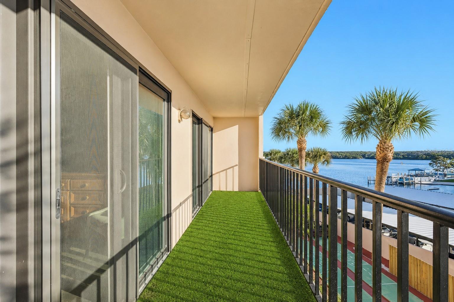 51 ISLAND WAY #311 Property Photo 1
