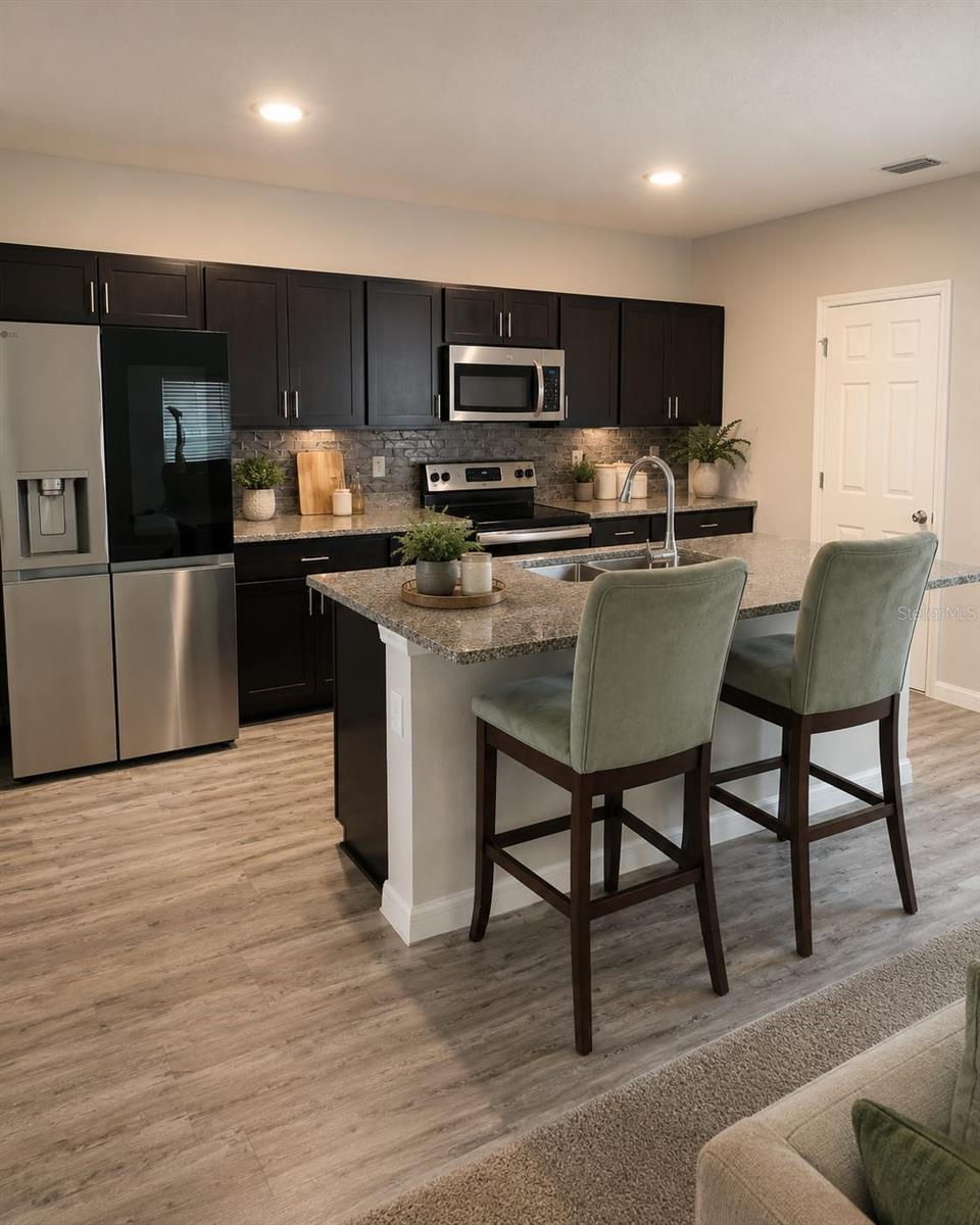 13013 Upward Pl Property Photo 2