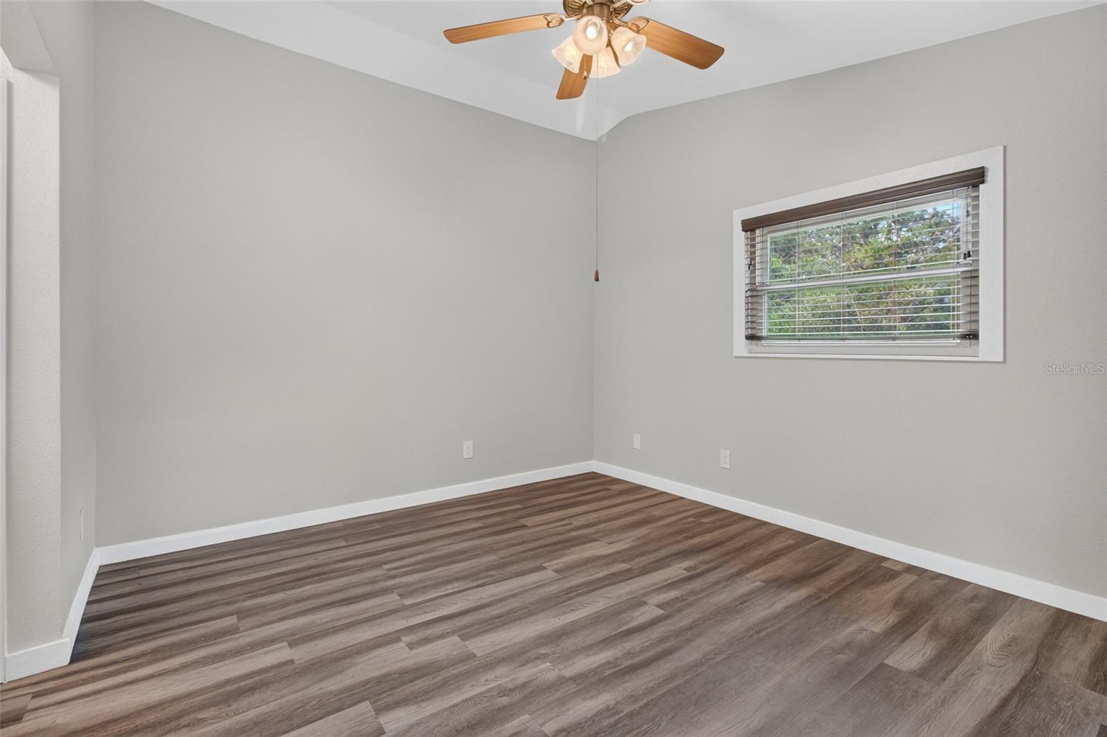 3136 Johns Pkwy Property Photo 14