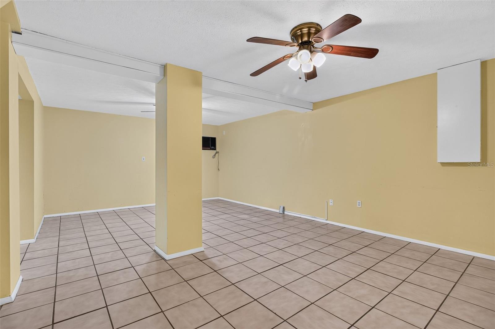 3136 Johns Pkwy Property Photo 18