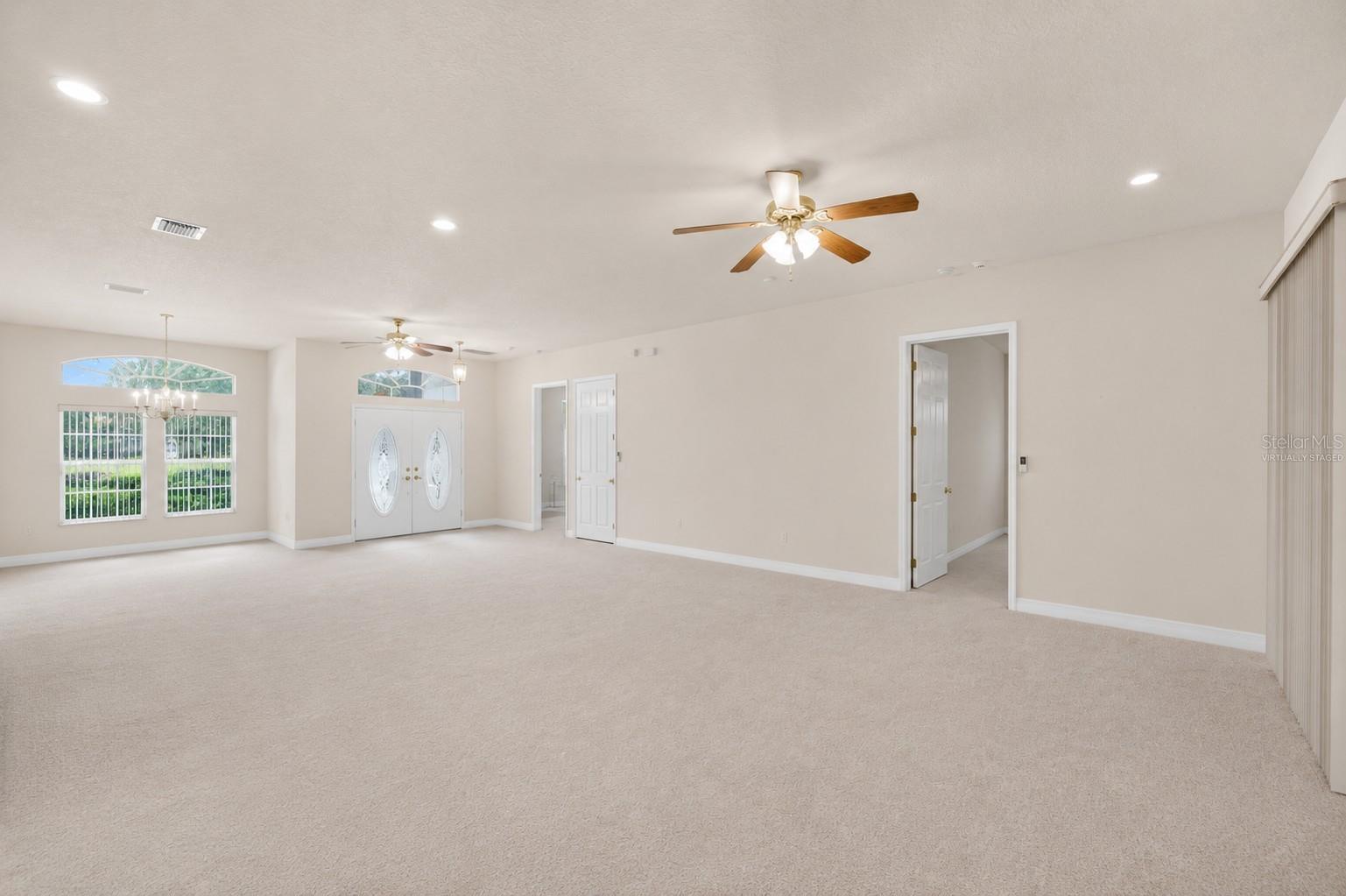 13750 Dowling Ln Property Photo 8