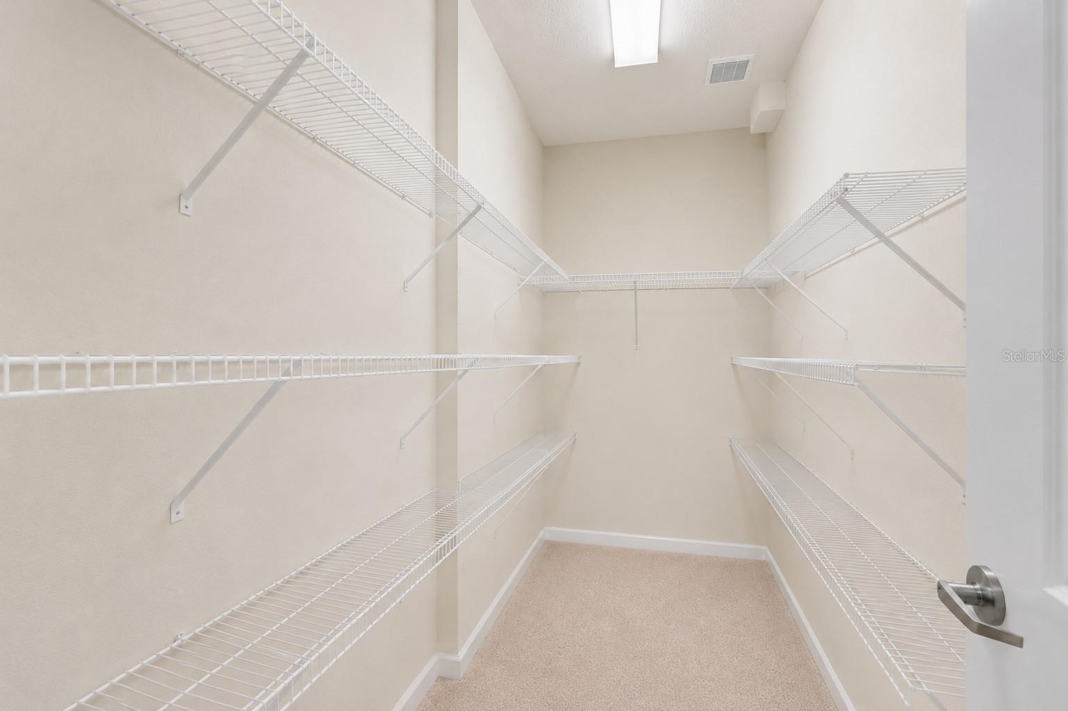 13750 Dowling Ln Property Photo 21