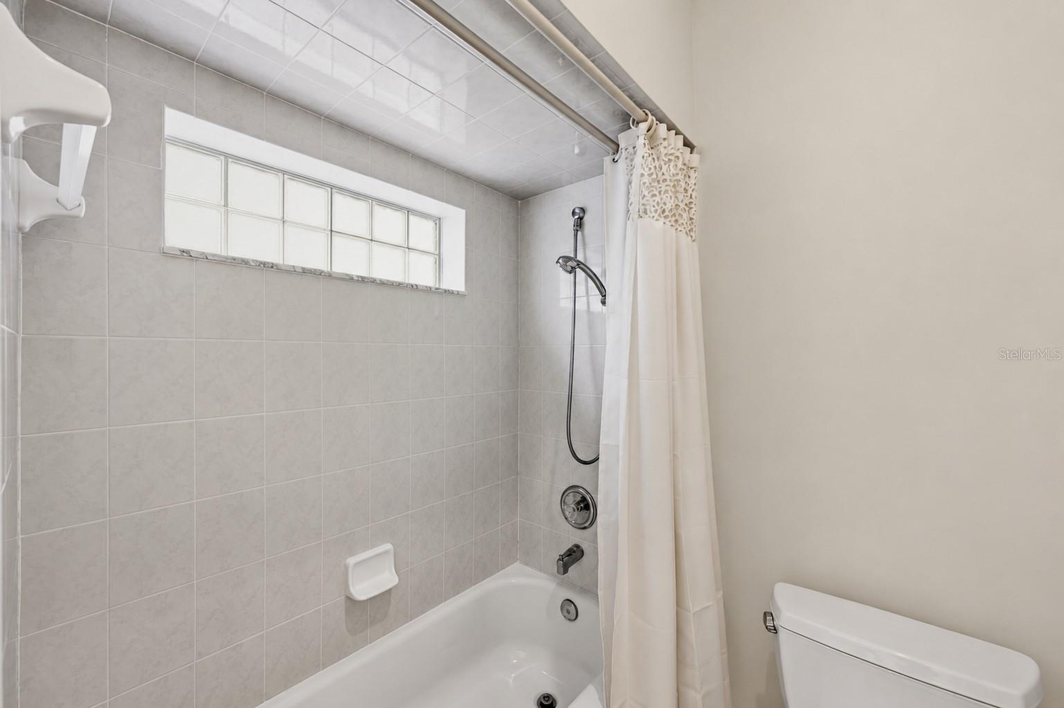 13750 Dowling Ln Property Photo 26