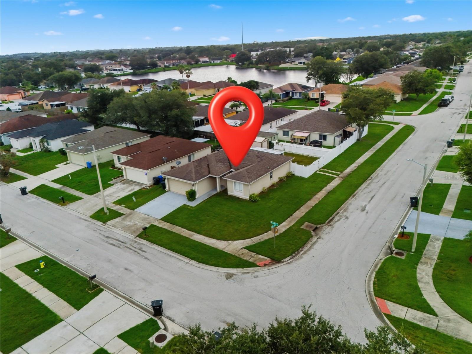 1210 Blufield Ave Property Photo 6