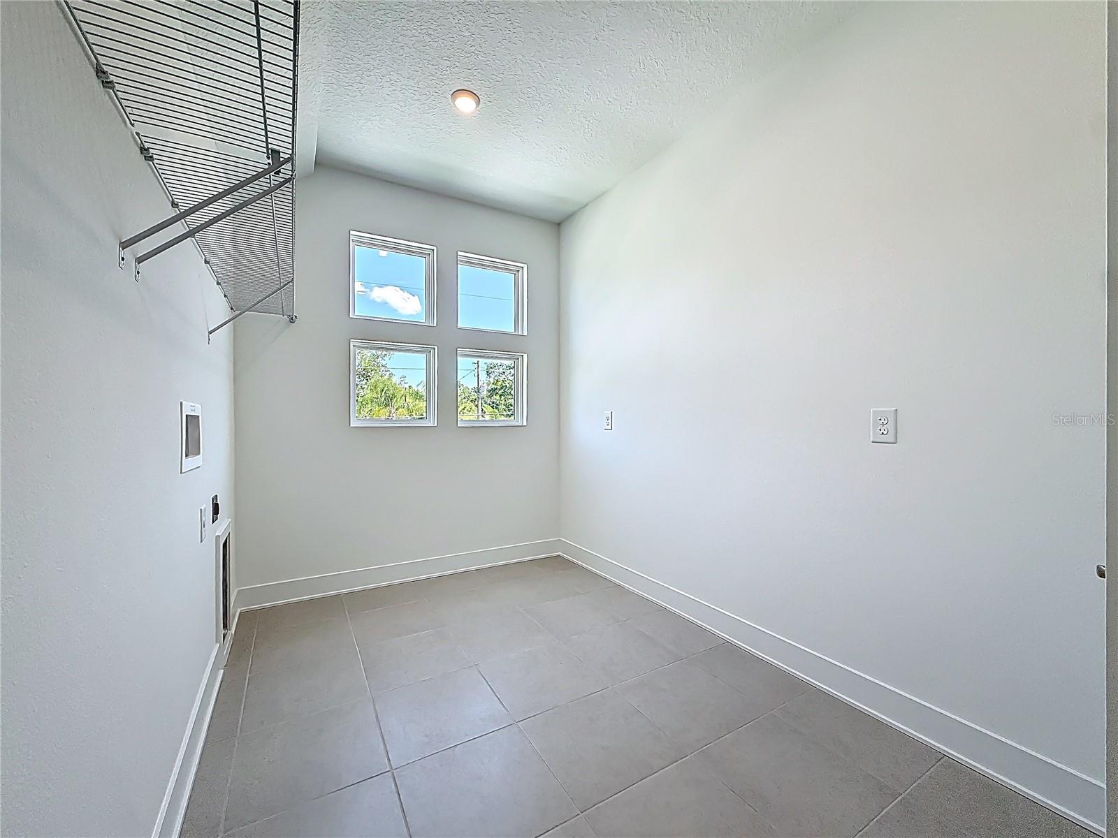 4732 W Wallcraft Ave Property Photo 74