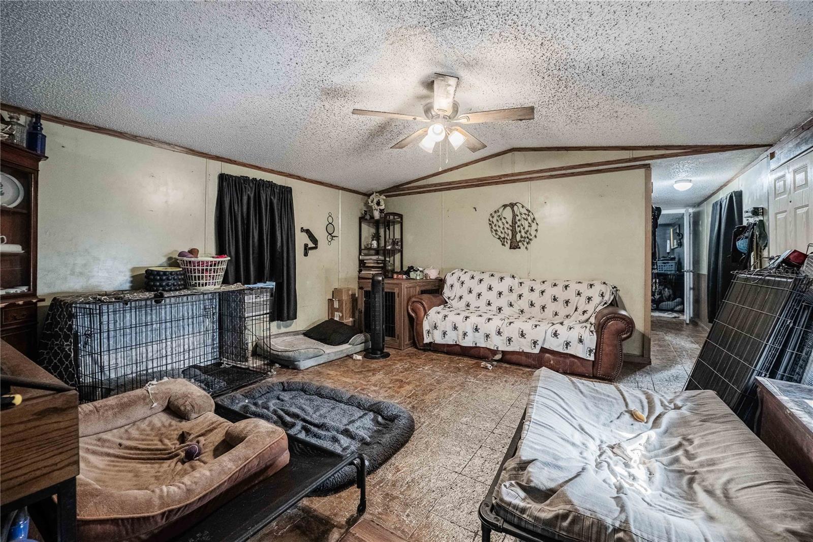 1218 Cameron Rd Property Photo 3