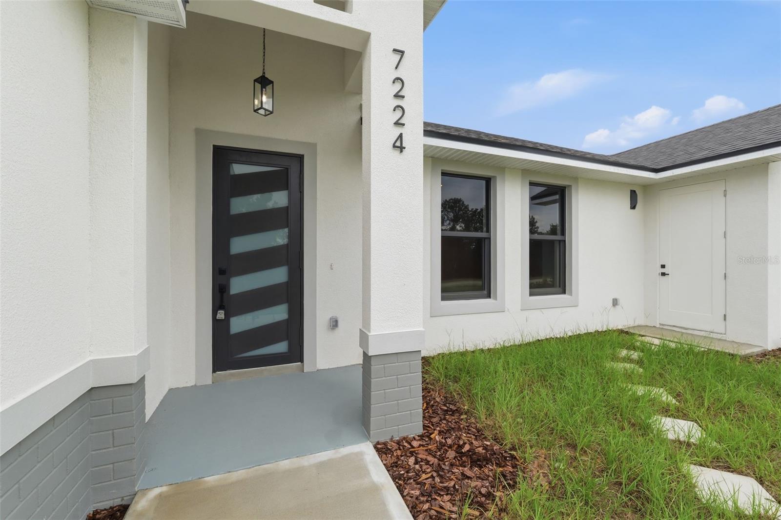 7224 Granada Blvd Property Photo 4