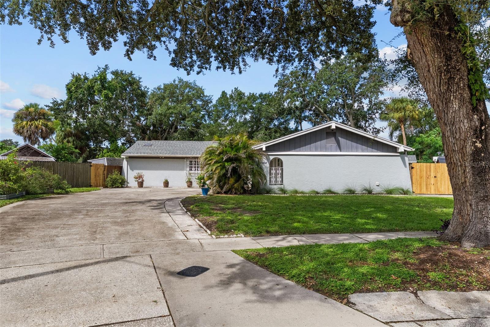 7002 APPLEWOOD CT
