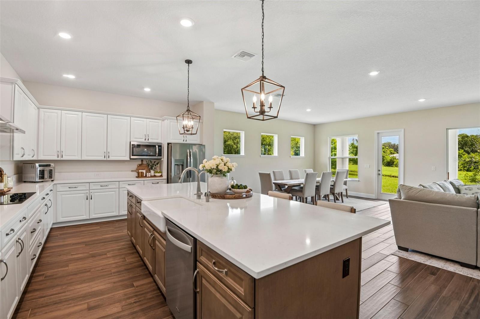 7510 Ashbrooke Pine Loop Property Photo 16