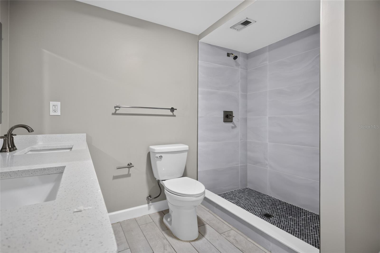1610 N Lois Ave Property Photo 20