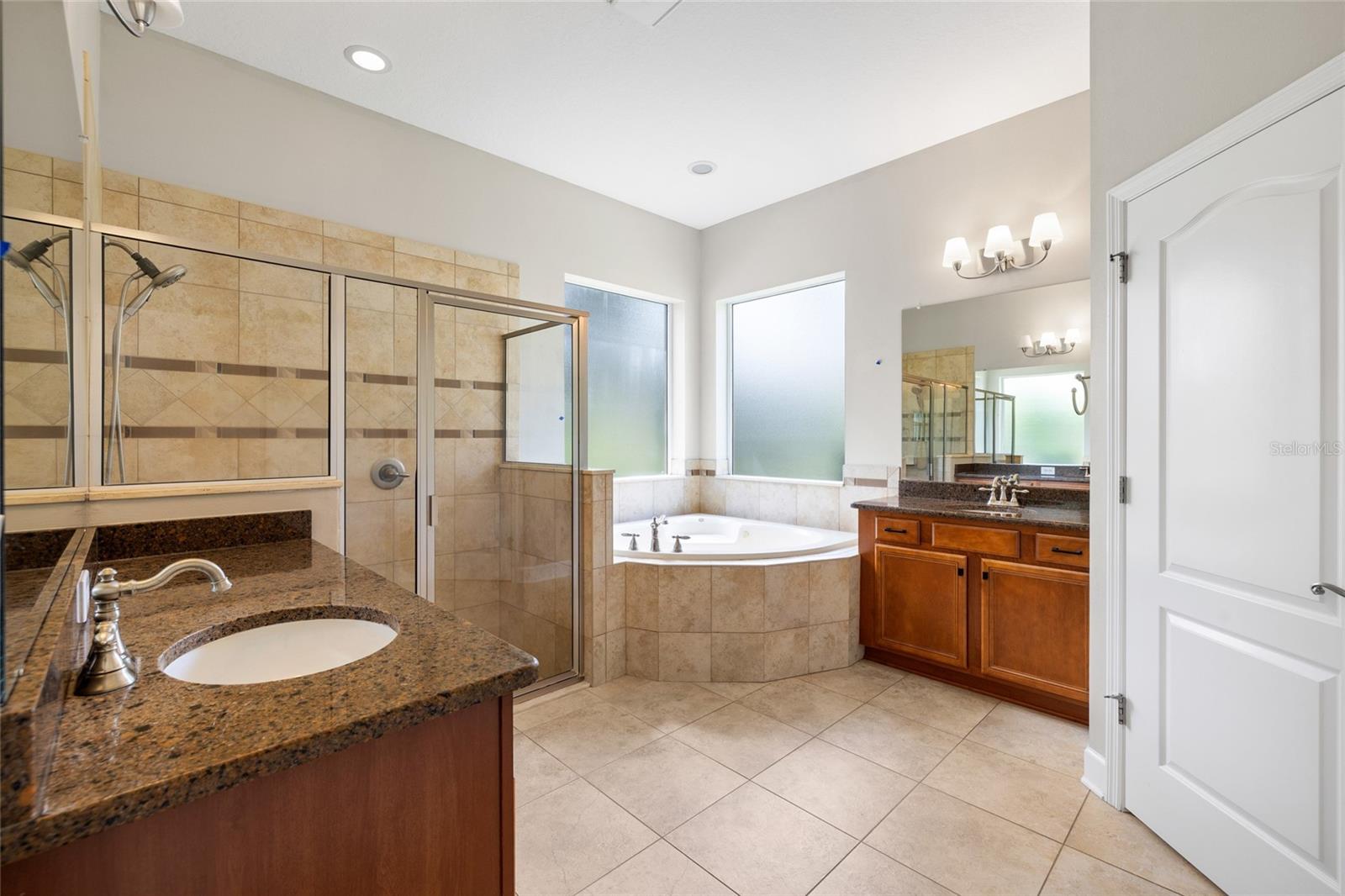 15910 Ternglade Dr Property Photo 36