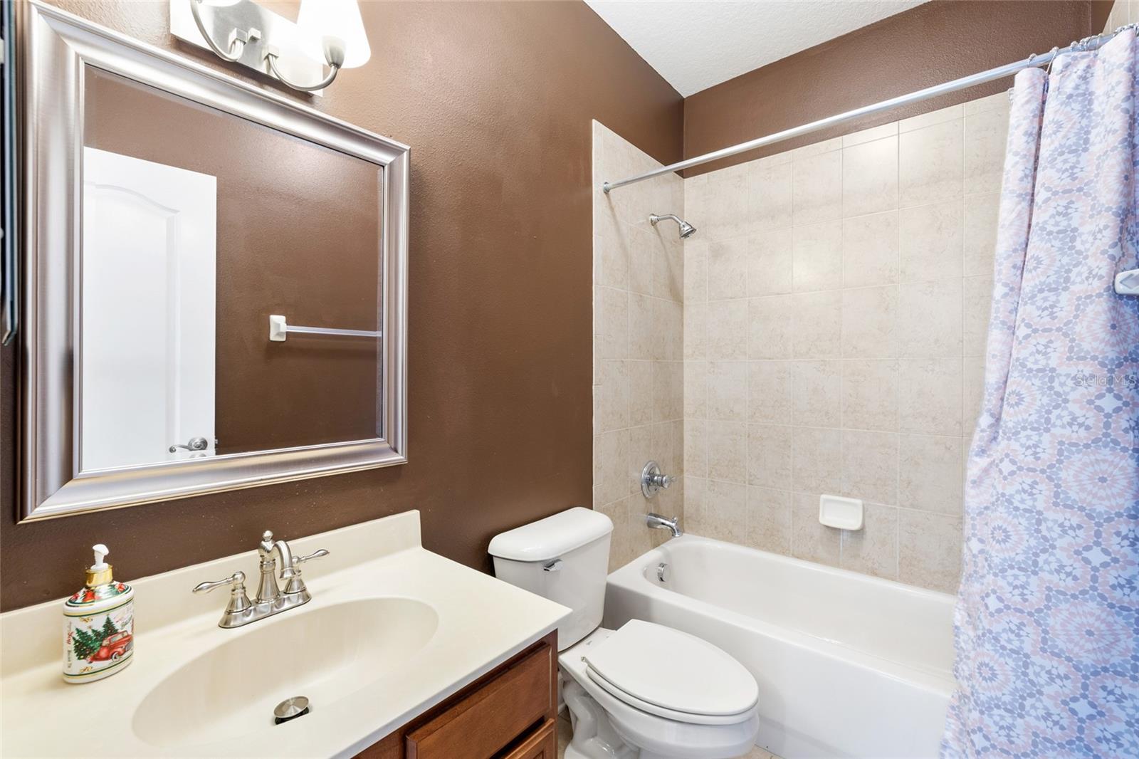 15910 Ternglade Dr Property Photo 56