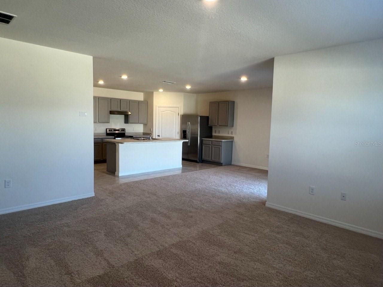 528 Boardwalk Ave Property Photo 3